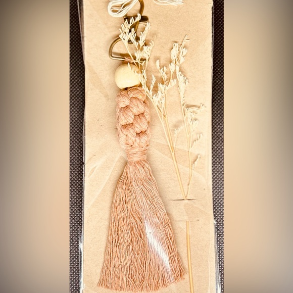 Rustic Red Macrame Keychain’s - Picture 6 of 6